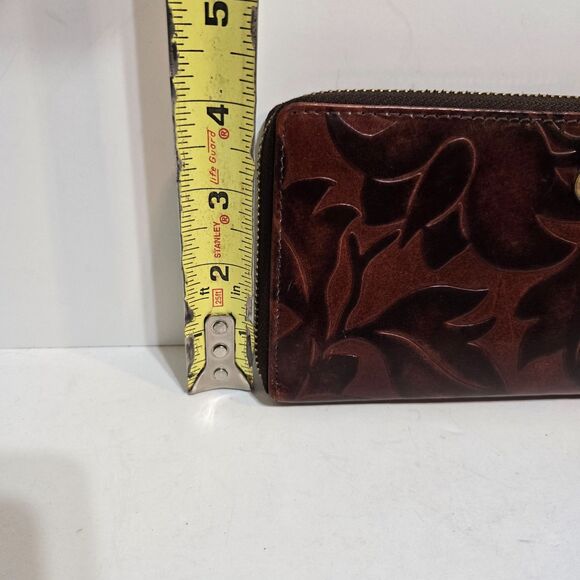 Valentina Tooled Leather Gold Zip Around Wallet Brown Embossed Floral Made Italy - Picture 7 of 7